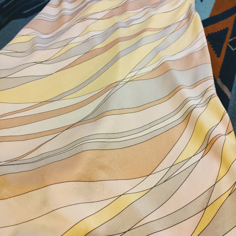 🚨Bebe Silk Pink Yellow Pastel Asymmetrical Dress M L - Picture 10 of 11